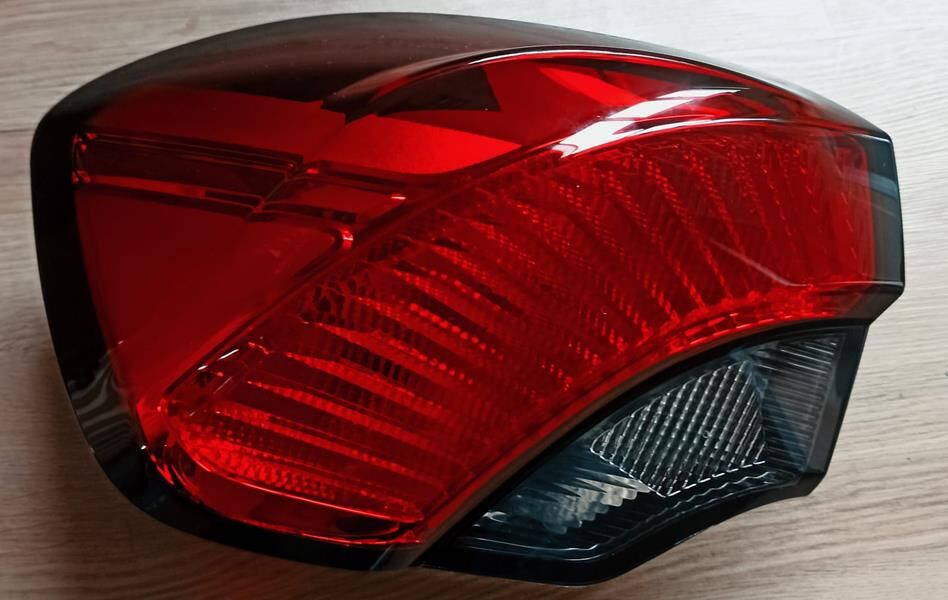 STOP LAMBASI DIŞ SOL FIAT EGEA 16> HB-SW LEDLİ