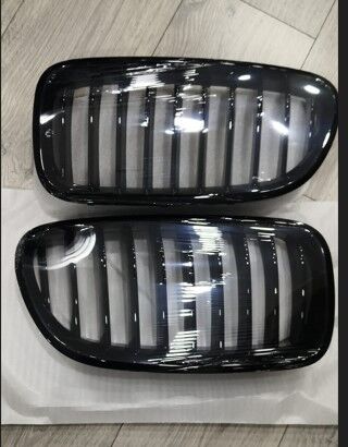 ÖN PANJUR 10 CITA BÖBREK SET PARLAK SİYAH BMW F10 LCİ M PERFORMANCE 2010-2016